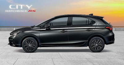 Warna Crystal Black Pearl Honda City Hatchback RS