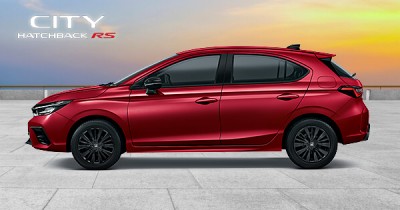 Warna Rallye Red Honda City Hatchback RS